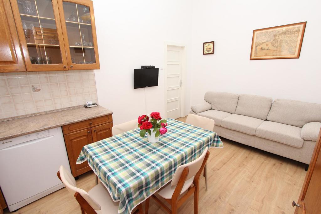Apartment Riki Rovinj Exteriör bild