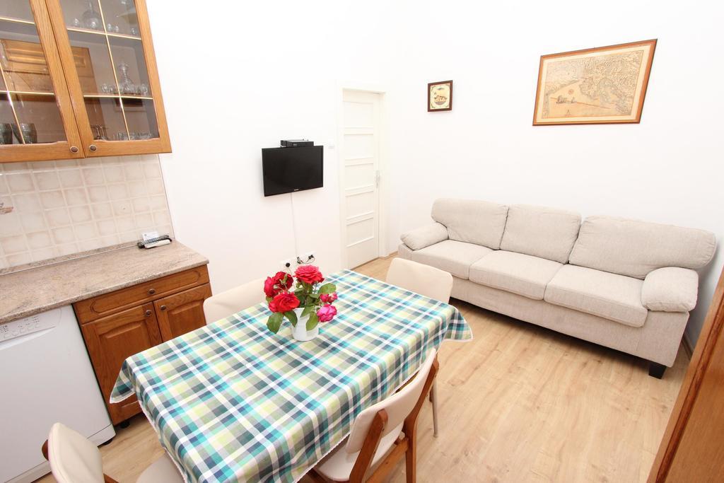 Apartment Riki Rovinj Exteriör bild
